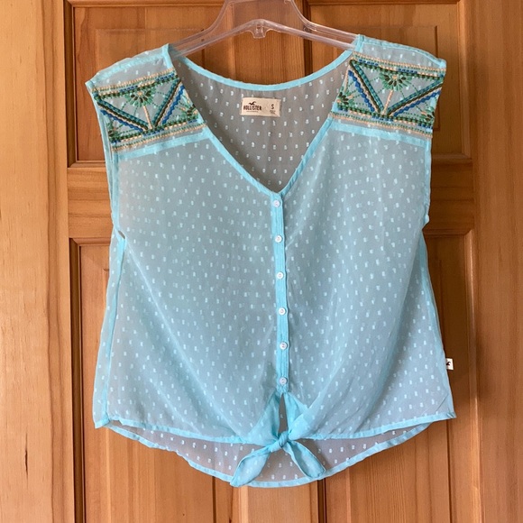 Hollister Tops - 💠Hollister Sheer Button Down Tank Top